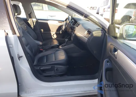 2014 Volkswagen Jetta 1.8T Se из США, поврежденный, VIN 3VWD17AJ2EM266068